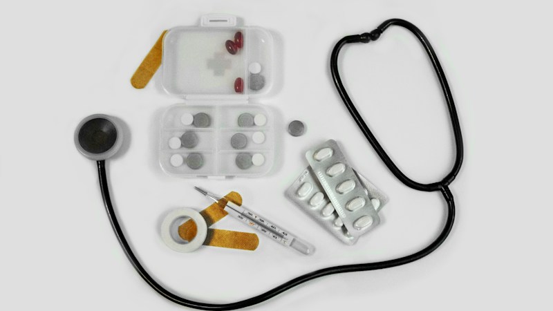 Arinate vs Coartem: Malaria Treatment & Artemether Protocol in Pakistan