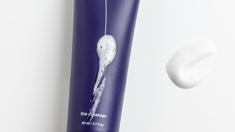 Evaluating Barrier Repair Creams in Pakistan: Ceramides, Squalane & B&W Skincare Protocols