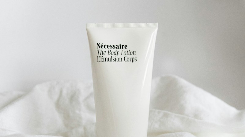 The Ordinary Niacinamide 10% + Zinc 1% in Pakistan: Pores & Acne Marks